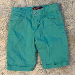 Arizona Slim Bermuda Shorts